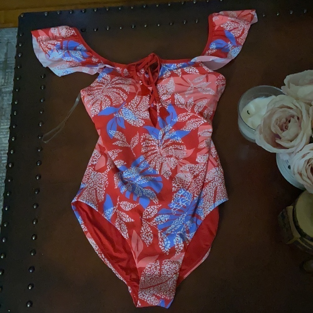 Red Carter off shoulder one piece swimsuit size S - Picture 4 of 6